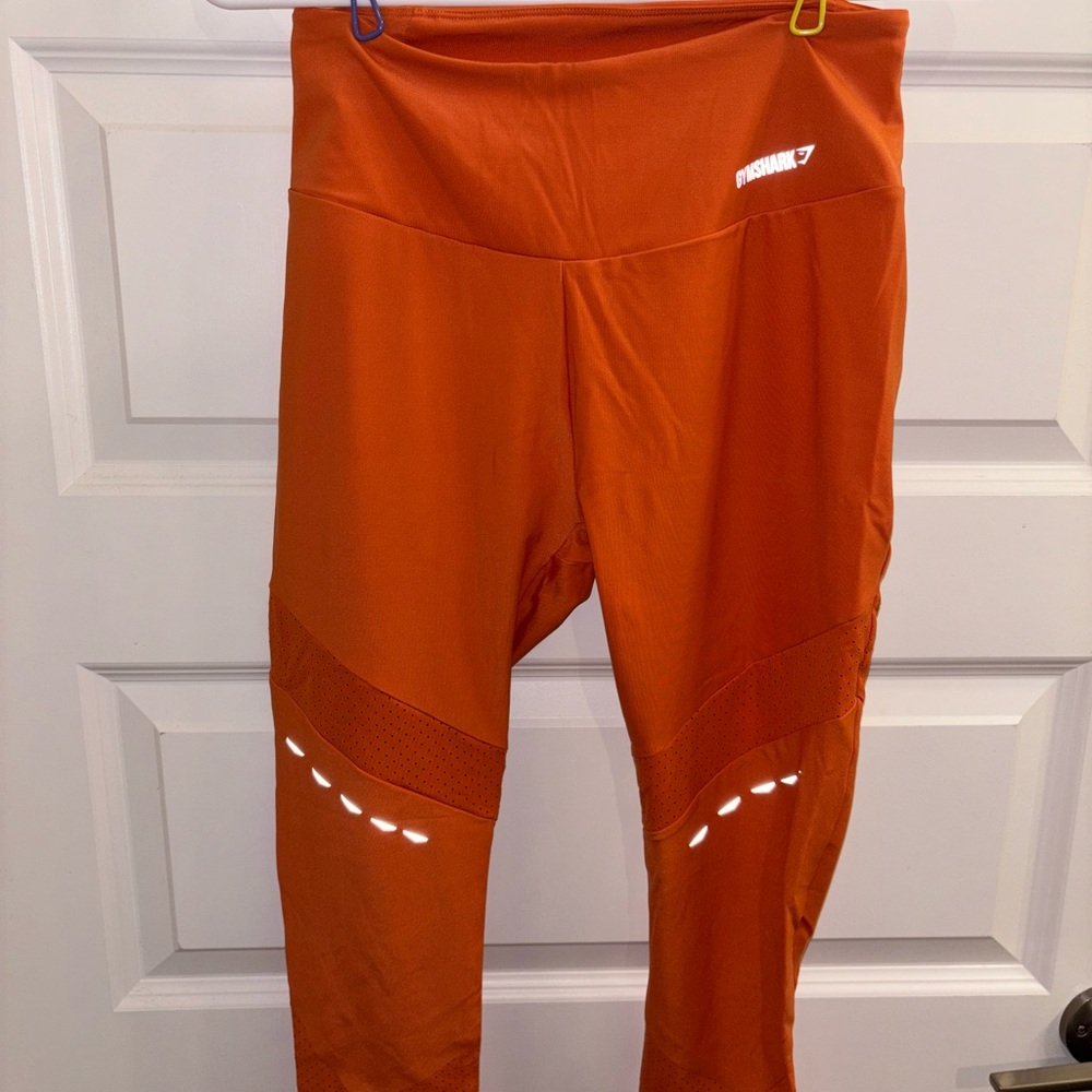 Gymshark NWOT Women Medium Vibrant Orange Leggings